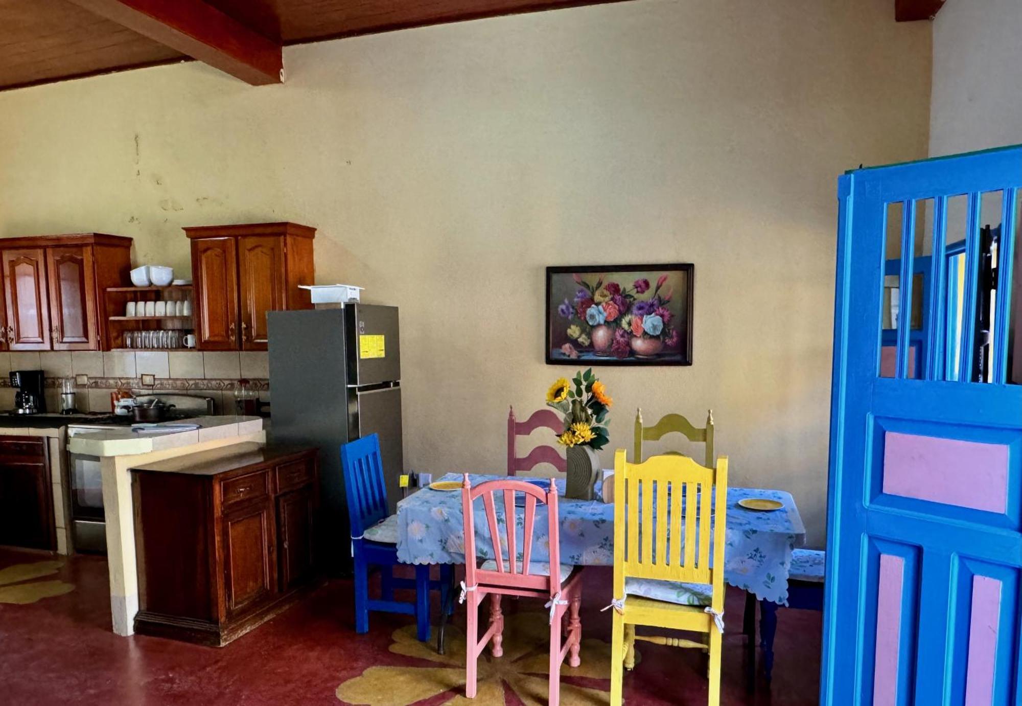Hostal Los Girasoles By Hostal Inn Flores Εξωτερικό φωτογραφία